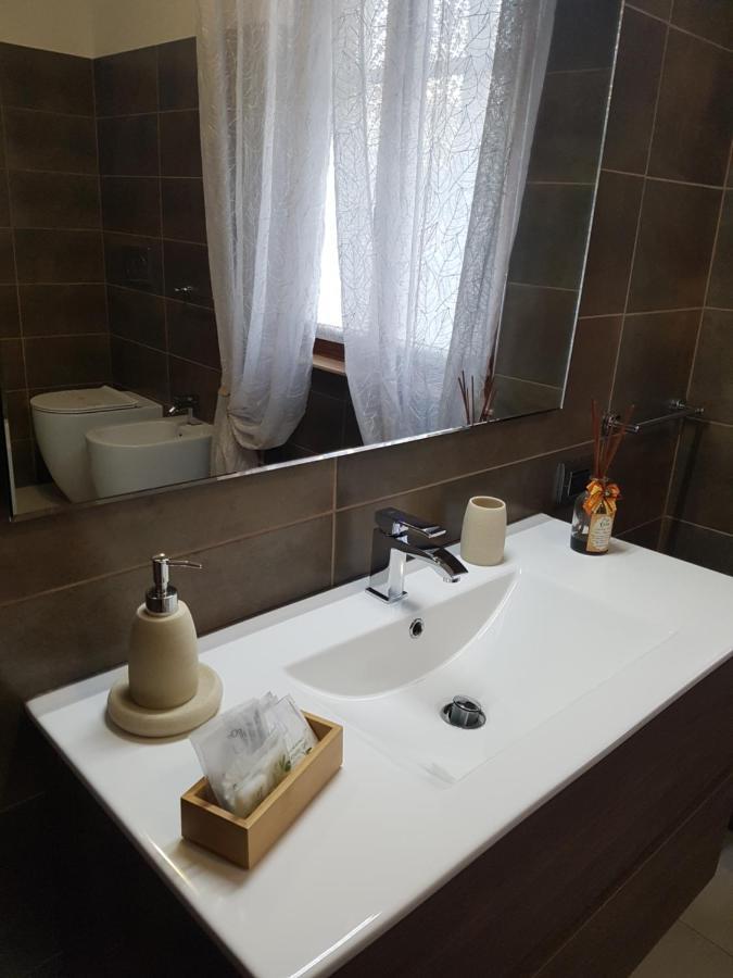 B&B Villa Mirella Casnate con Bernate エクステリア 写真
