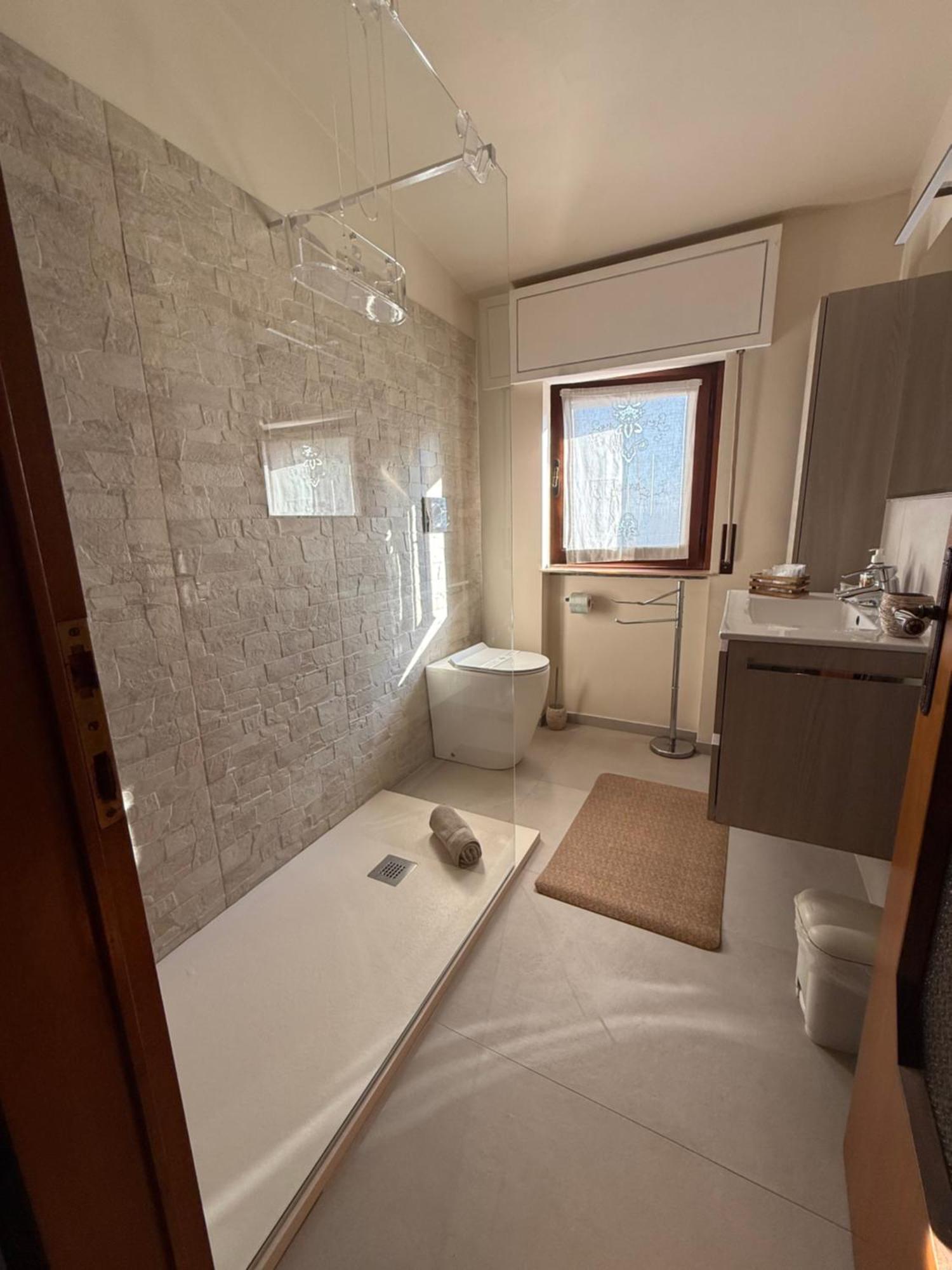 B&B Villa Mirella Casnate con Bernate エクステリア 写真