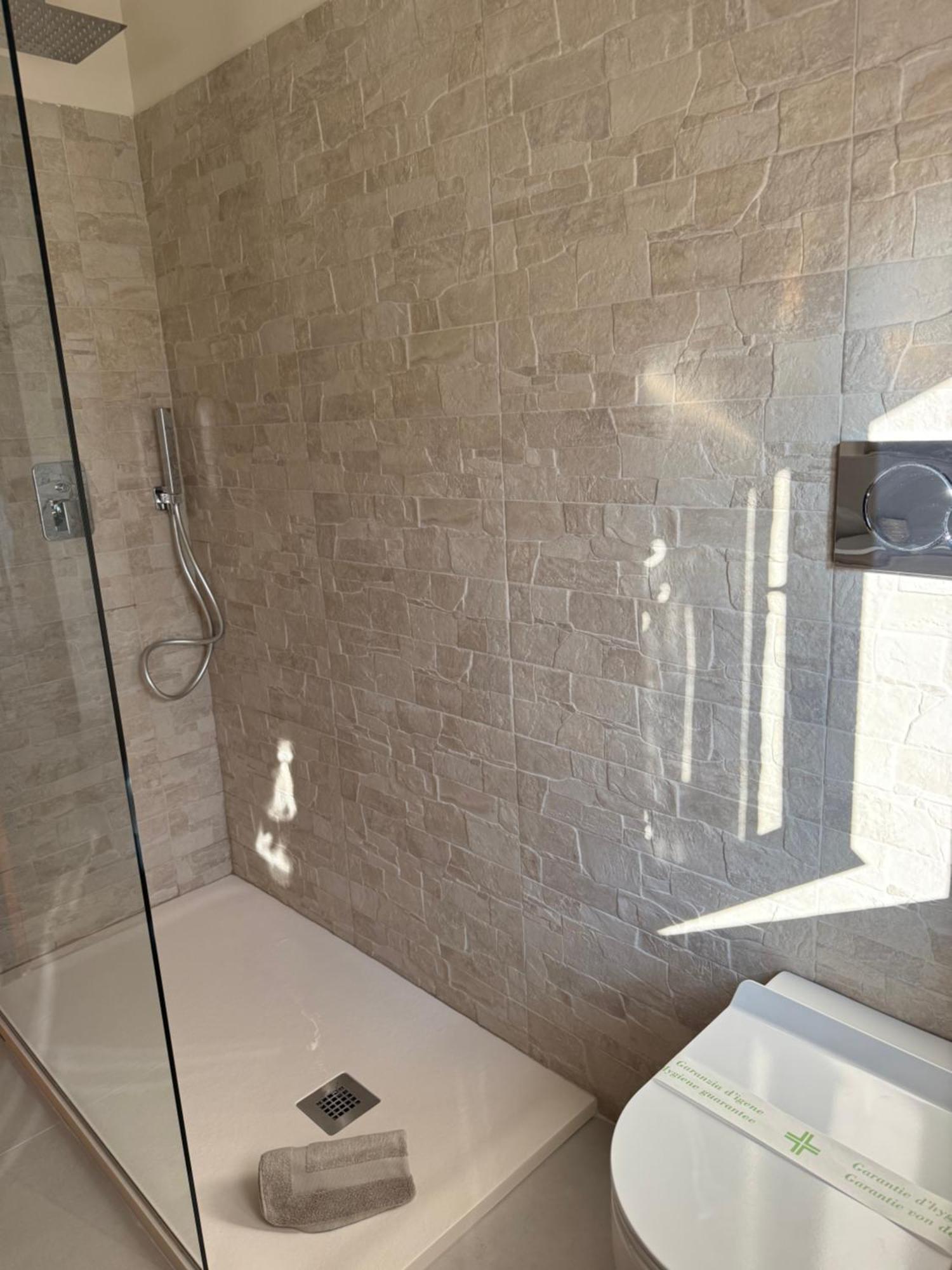 B&B Villa Mirella Casnate con Bernate エクステリア 写真