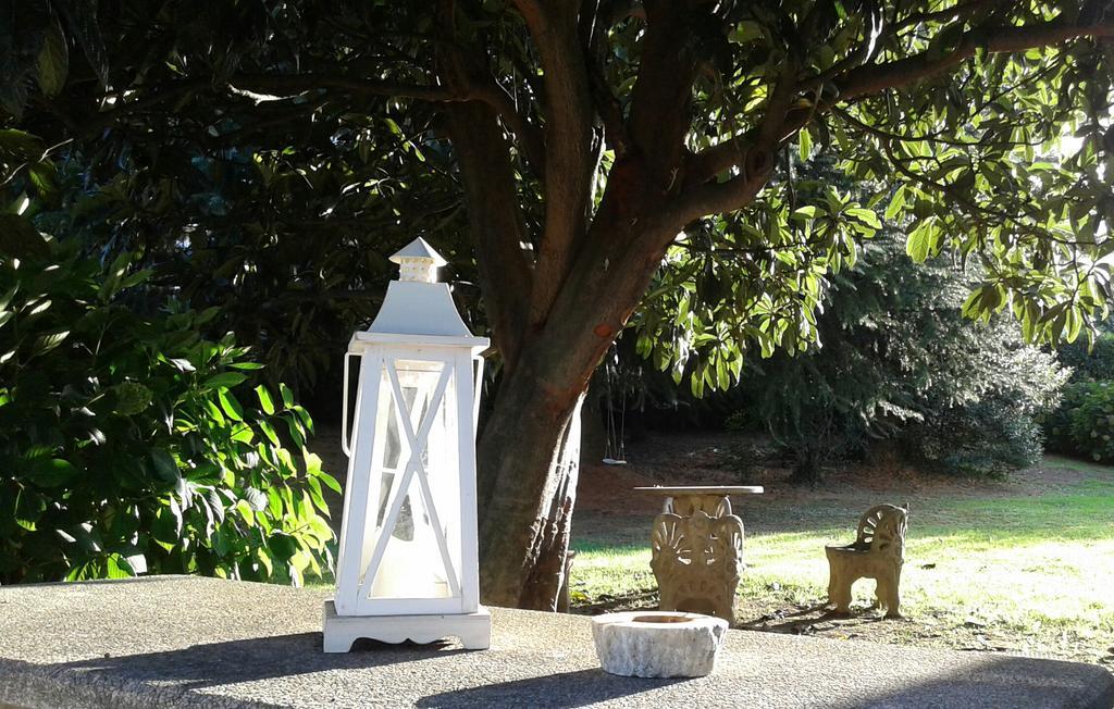B&B Villa Mirella Casnate con Bernate エクステリア 写真